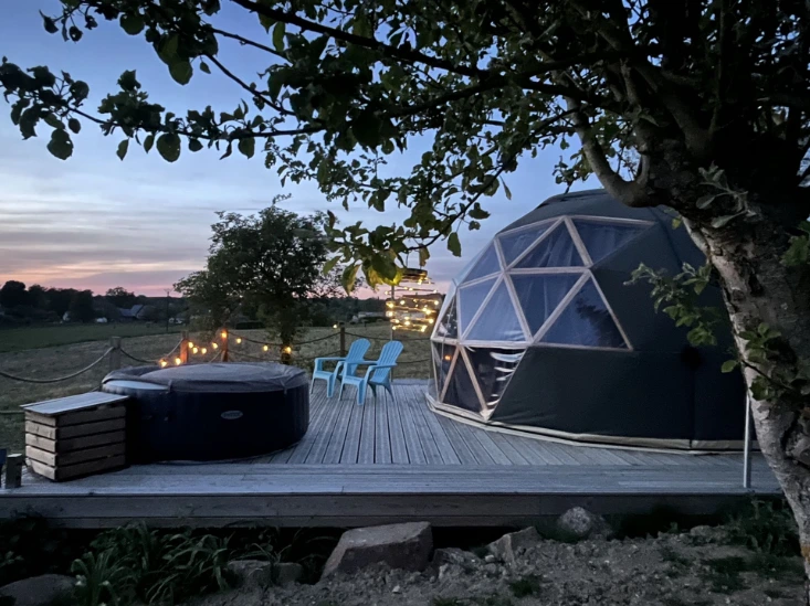 dome avec spa vue sur nature